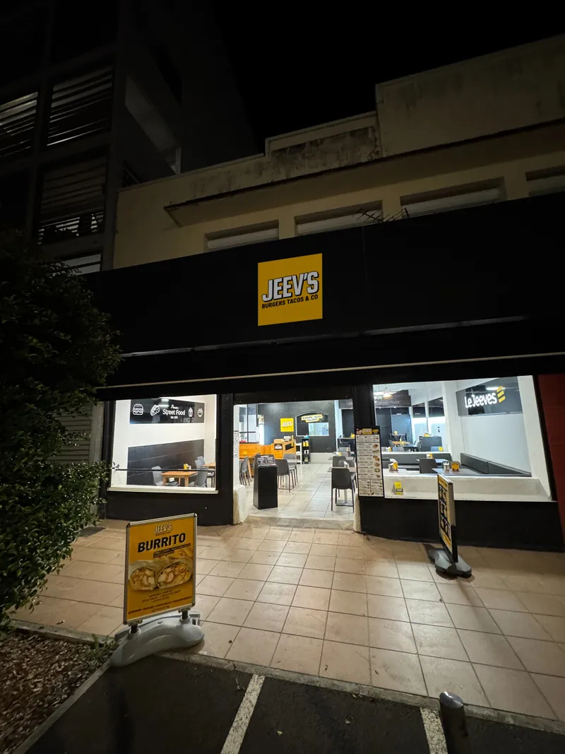 Jeev's Quartier Latin
